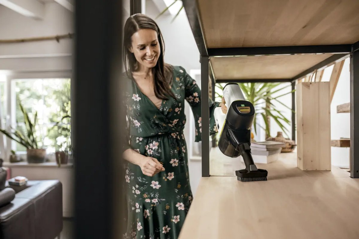 ФОТО КАРТИНКИ ЗОБРАЖЕННЯ Потужний акумуляторний пилосос KARCHER VC 6 Cordless ourFamily Battery Plus (1.198-677.0) РОЗДРІБ ОПТ ГУРТ ГУРТОМ ОПТОМ! З ЄВРОПИ! ЯКІСТЬ! Купити Львів Характеристики Ціна Оплата Доставка "БОГОДАР" ІНТЕРНЕТ-МАГАЗИН Огляд Рейтинг Порівняння Як вибрати Якісний