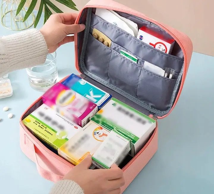 ФОТО КАРТИНКИ ЗОБРАЖЕННЯ Туристична аптечка Edibazzar рожева 3056231634412 pink РОЗДРІБ ОПТ ГУРТ ГУРТОМ ОПТОМ! З ЄВРОПИ! ЯКІСТЬ! Купити Львів Характеристики Ціна Оплата Доставка "БОГОДАР" ІНТЕРНЕТ-МАГАЗИН Огляд Рейтинг Порівняння Як вибрати Якісний