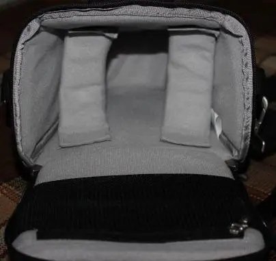 ФОТО КАРТИНКИ ЗОБРАЖЕННЯ Сумка барсетка для цифрової SLR фотокамери SUMDEX POC-483BK POC-483BK РОЗДРІБ ОПТ ГУРТ ГУРТОМ ОПТОМ! З ЄВРОПИ! ЯКІСТЬ! Купити Львів Характеристики Ціна Оплата Доставка "БОГОДАР" ІНТЕРНЕТ-МАГАЗИН Огляд Рейтинг Порівняння Як вибрати Якісний