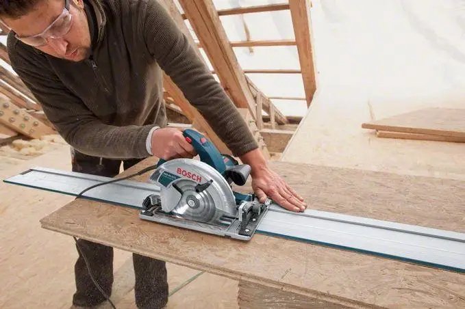 ФОТО КАРТИНКИ ЗОБРАЖЕННЯ Дискова пила BOSCH GKS 65 GCE (0601668900) РОЗДРІБ ОПТ ГУРТ ГУРТОМ ОПТОМ! З ЄВРОПИ! ЯКІСТЬ! Купити Львів Характеристики Ціна Оплата Доставка "БОГОДАР" ІНТЕРНЕТ-МАГАЗИН Огляд Рейтинг Порівняння Як вибрати Якісний