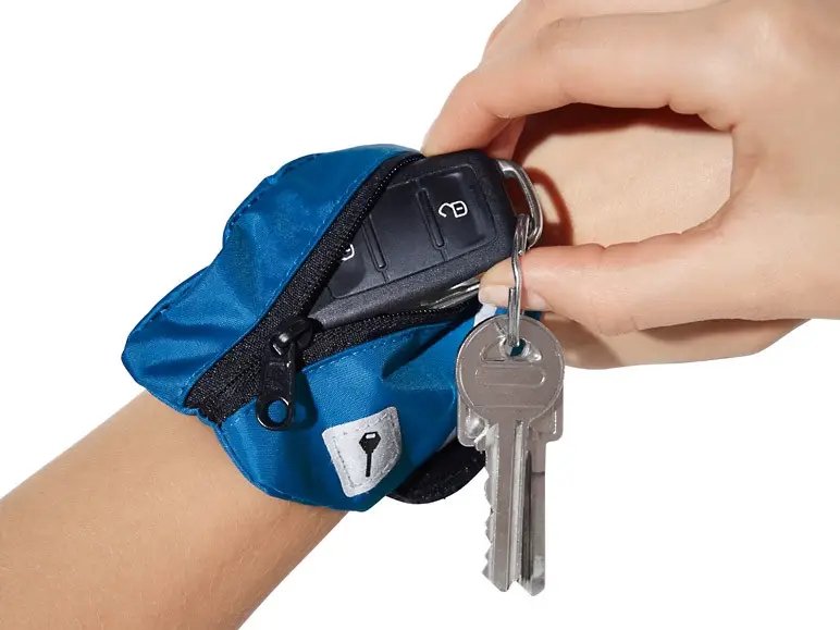 ФОТО КАРТИНКИ ЗОБРАЖЕННЯ Сумка на руку Crivit синій IAN278802-1 blue РОЗДРІБ ОПТ ГУРТ ГУРТОМ ОПТОМ! З ЄВРОПИ! ЯКІСТЬ! Купити Львів Характеристики Ціна Оплата Доставка "БОГОДАР" ІНТЕРНЕТ-МАГАЗИН Огляд Рейтинг Порівняння Як вибрати Якісний