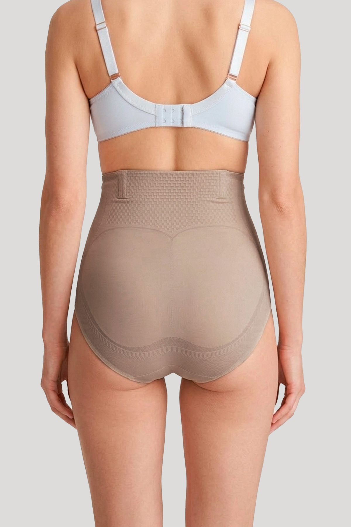 ФОТО КАРТИНКИ ЗОБРАЖЕННЯ Високі корегуючі трусики Innerlift TOTALFIT TR23-C32-M M Бежевий РОЗДРІБ ОПТ ГУРТ ГУРТОМ ОПТОМ! З ЄВРОПИ! ЯКІСТЬ! Купити Львів Характеристики Ціна Оплата Доставка "БОГОДАР" ІНТЕРНЕТ-МАГАЗИН Огляд Рейтинг Порівняння Як вибрати Якісний