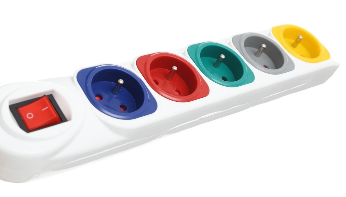 ФОТО КАРТИНКИ ЗОБРАЖЕННЯ Przedłużacz 1,5m 5gniazd KD4008 РОЗДРІБ ОПТ ГУРТ ГУРТОМ ОПТОМ! З ЄВРОПИ! ЯКІСТЬ! Купити Львів Характеристики Ціна Оплата Доставка "БОГОДАР" ІНТЕРНЕТ-МАГАЗИН Огляд Рейтинг Порівняння Як вибрати Якісний