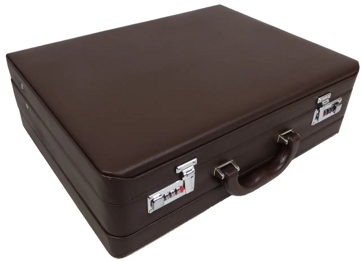 ФОТО КАРТИНКИ ЗОБРАЖЕННЯ Дипломат з екошкіри PORTFOLIO коричневий S1645436 РОЗДРІБ ОПТ ГУРТ ГУРТОМ ОПТОМ! З ЄВРОПИ! ЯКІСТЬ! Купити Львів Характеристики Ціна Оплата Доставка "БОГОДАР" ІНТЕРНЕТ-МАГАЗИН Огляд Рейтинг Порівняння Як вибрати Якісний