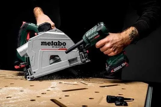 ФОТО КАРТИНКИ ЗОБРАЖЕННЯ Професійний акумуляторний продувний пістолет METABO BP 18 LTX BL : без АКБ (600798850 ) РОЗДРІБ ОПТ ГУРТ ГУРТОМ ОПТОМ! З ЄВРОПИ! ЯКІСТЬ! Купити Львів Характеристики Ціна Оплата Доставка "БОГОДАР" ІНТЕРНЕТ-МАГАЗИН Огляд Рейтинг Порівняння Як вибрати Якісний