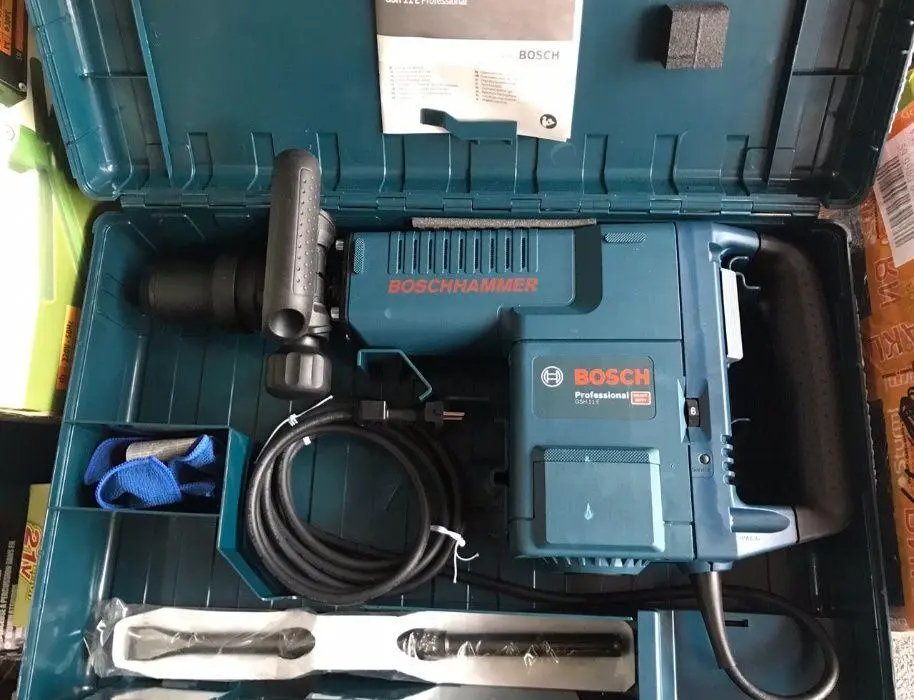 ФОТО КАРТИНКИ ЗОБРАЖЕННЯ Молоток відбійний BOSCH GSH 11 E (0611316708) РОЗДРІБ ОПТ ГУРТ ГУРТОМ ОПТОМ! З ЄВРОПИ! ЯКІСТЬ! Купити Львів Характеристики Ціна Оплата Доставка "БОГОДАР" ІНТЕРНЕТ-МАГАЗИН Огляд Рейтинг Порівняння Як вибрати Якісний