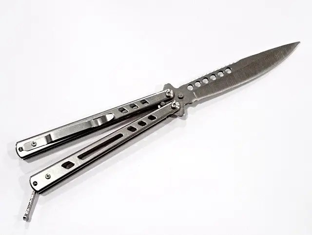 ФОТО КАРТИНКИ ЗОБРАЖЕННЯ Ніж метелик A1004/ Silver РОЗДРІБ ОПТ ГУРТ ГУРТОМ ОПТОМ! З ЄВРОПИ! ЯКІСТЬ! Купити Львів Характеристики Ціна Оплата Доставка "БОГОДАР" ІНТЕРНЕТ-МАГАЗИН Огляд Рейтинг Порівняння Як вибрати Якісний