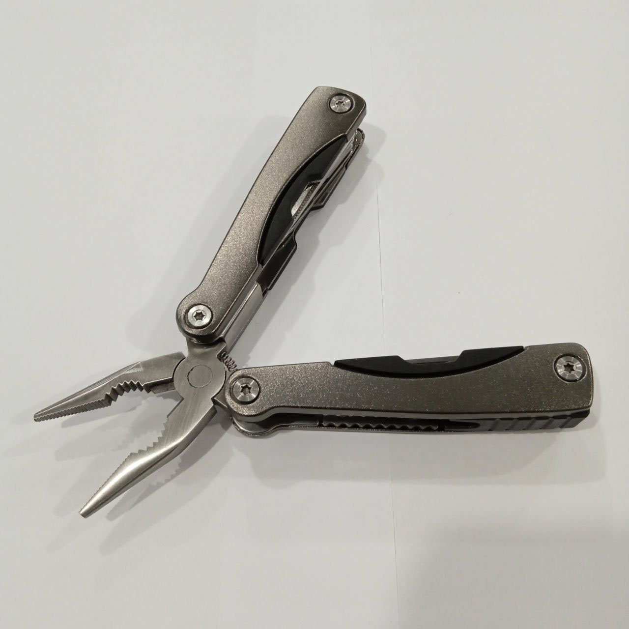 ФОТО КАРТИНКИ ЗОБРАЖЕННЯ Мультитул TRAVELER M85-GY 15/1 сірий колір РОЗДРІБ ОПТ ГУРТ ГУРТОМ ОПТОМ! З ЄВРОПИ! ЯКІСТЬ! Купити Львів Характеристики Ціна Оплата Доставка "БОГОДАР" ІНТЕРНЕТ-МАГАЗИН Огляд Рейтинг Порівняння Як вибрати Якісний