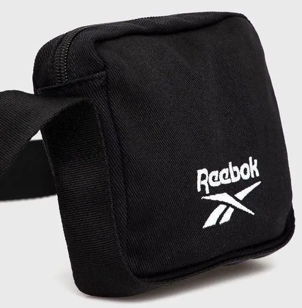 ФОТО КАРТИНКИ ЗОБРАЖЕННЯ Сумка на плече Reebok Classic чорна SHC4365 black РОЗДРІБ ОПТ ГУРТ ГУРТОМ ОПТОМ! З ЄВРОПИ! ЯКІСТЬ! Купити Львів Характеристики Ціна Оплата Доставка "БОГОДАР" ІНТЕРНЕТ-МАГАЗИН Огляд Рейтинг Порівняння Як вибрати Якісний