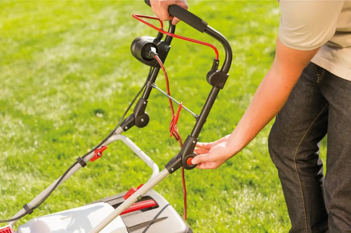 ФОТО КАРТИНКИ ЗОБРАЖЕННЯ Газонокосарка електрична AL-KO Comfort 40 E (112858) РОЗДРІБ ОПТ ГУРТ ГУРТОМ ОПТОМ! З ЄВРОПИ! ЯКІСТЬ! Купити Львів Характеристики Ціна Оплата Доставка "БОГОДАР" ІНТЕРНЕТ-МАГАЗИН Огляд Рейтинг Порівняння Як вибрати Якісний