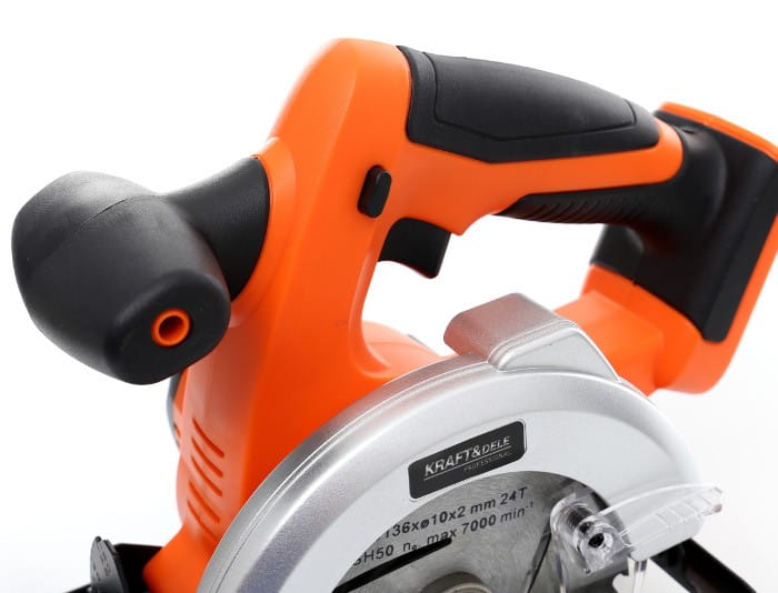 ФОТО КАРТИНКИ ЗОБРАЖЕННЯ Pilarka ręczna 20V X-SERIES KD1752 РОЗДРІБ ОПТ ГУРТ ГУРТОМ ОПТОМ! З ЄВРОПИ! ЯКІСТЬ! Купити Львів Характеристики Ціна Оплата Доставка "БОГОДАР" ІНТЕРНЕТ-МАГАЗИН Огляд Рейтинг Порівняння Як вибрати Якісний