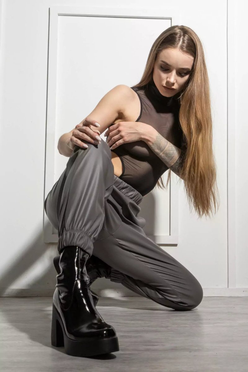 ФОТО КАРТИНКИ ЗОБРАЖЕННЯ Джогери жіночі шкіряні TOTALFIT E8-K9 M Сірий РОЗДРІБ ОПТ ГУРТ ГУРТОМ ОПТОМ! З ЄВРОПИ! ЯКІСТЬ! Купити Львів Характеристики Ціна Оплата Доставка "БОГОДАР" ІНТЕРНЕТ-МАГАЗИН Огляд Рейтинг Порівняння Як вибрати Якісний