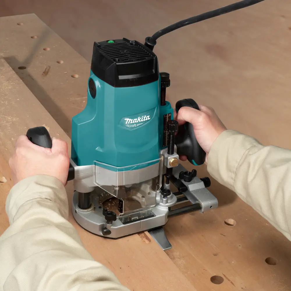 ФОТО КАРТИНКИ ЗОБРАЖЕННЯ Професійний фрезер MAKITA MT M3602B : 1650 Вт, патрон цанговий 12мм (M3602B) РОЗДРІБ ОПТ ГУРТ ГУРТОМ ОПТОМ! З ЄВРОПИ! ЯКІСТЬ! Купити Львів Характеристики Ціна Оплата Доставка "БОГОДАР" ІНТЕРНЕТ-МАГАЗИН Огляд Рейтинг Порівняння Як вибрати Якісний
