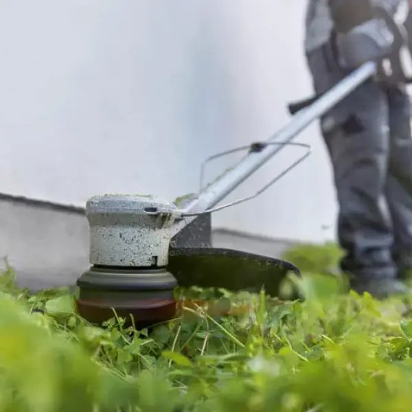 ФОТО КАРТИНКИ ЗОБРАЖЕННЯ Професійний акумуляторний тример BOSCH GFR 18V-33 PROFESSIONAL (без акб і з/п) РОЗДРІБ ОПТ ГУРТ ГУРТОМ ОПТОМ! З ЄВРОПИ! ЯКІСТЬ! Купити Львів Характеристики Ціна Оплата Доставка "БОГОДАР" ІНТЕРНЕТ-МАГАЗИН Огляд Рейтинг Порівняння Як вибрати Якісний